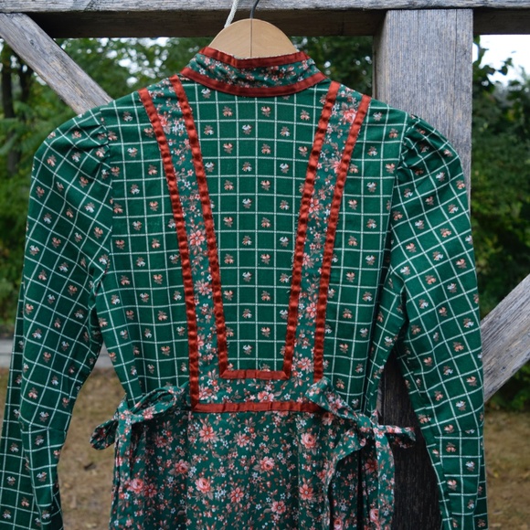 XS 70s Gunne Sax Midi Dress Green and red floral print Side Ties - Picture 6 of 10
